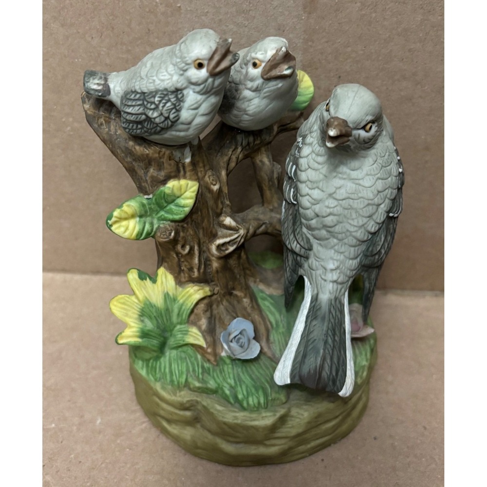 Vtg‎ Ceramic Bird Figurine Music Box Mama Two Babies Decor